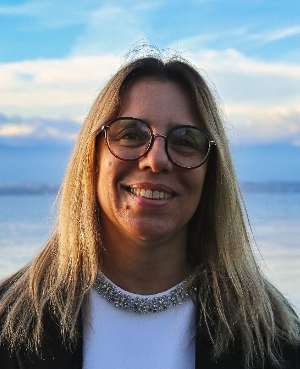 Mme Audrey PERIN